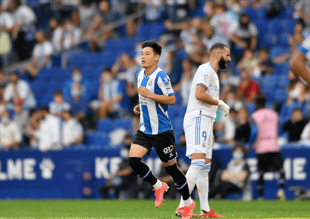 巴塞罗那迎中超关键赛，清晨伤情更新，引发热议，球探报告显示潜力 -开云娱乐平台