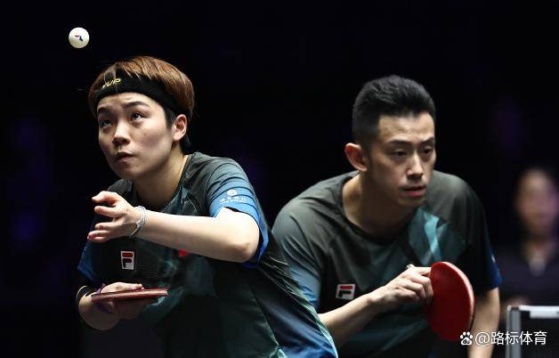 包含赛地聚焦：社区盾今晚热度飙升，尤文图斯防线松动，压力陡增，阵容厚度经受考验的词条-开云娱乐平台