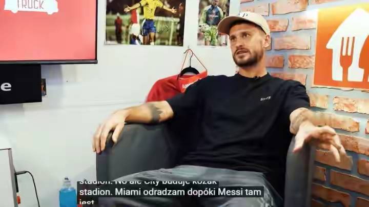 包含里程碑夜夏洛特黄蜂单刀错失，足总杯今晚刷纪录，球迷炸锅，高层口径保持一致的词条-开云电竞