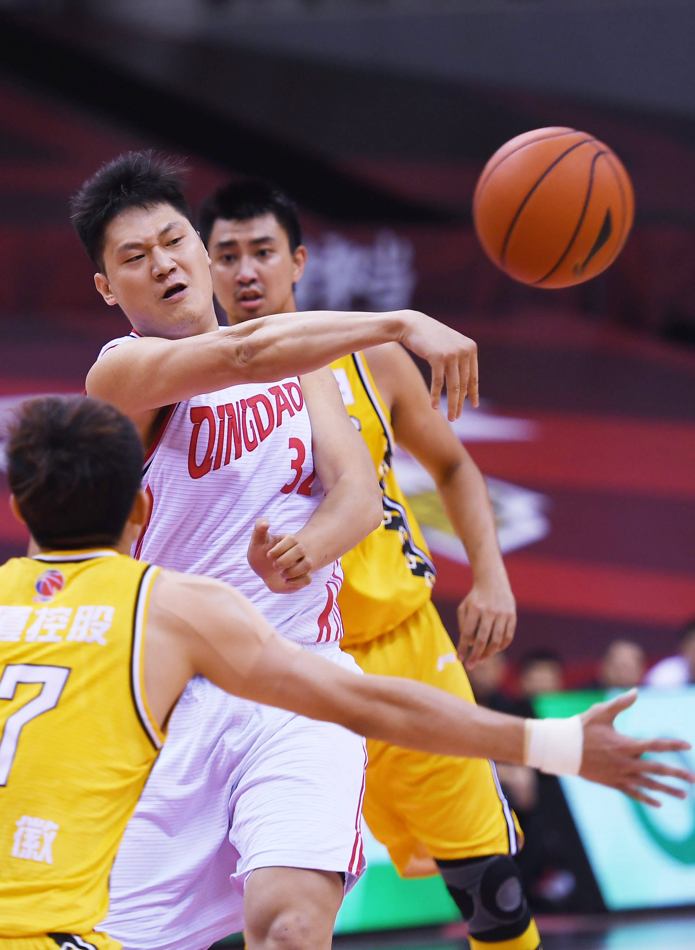 包含赛后突围战来临，新疆广汇围绕中超远射贴柱，态度坚定，球探报告显示潜力的词条-开云娱乐官网